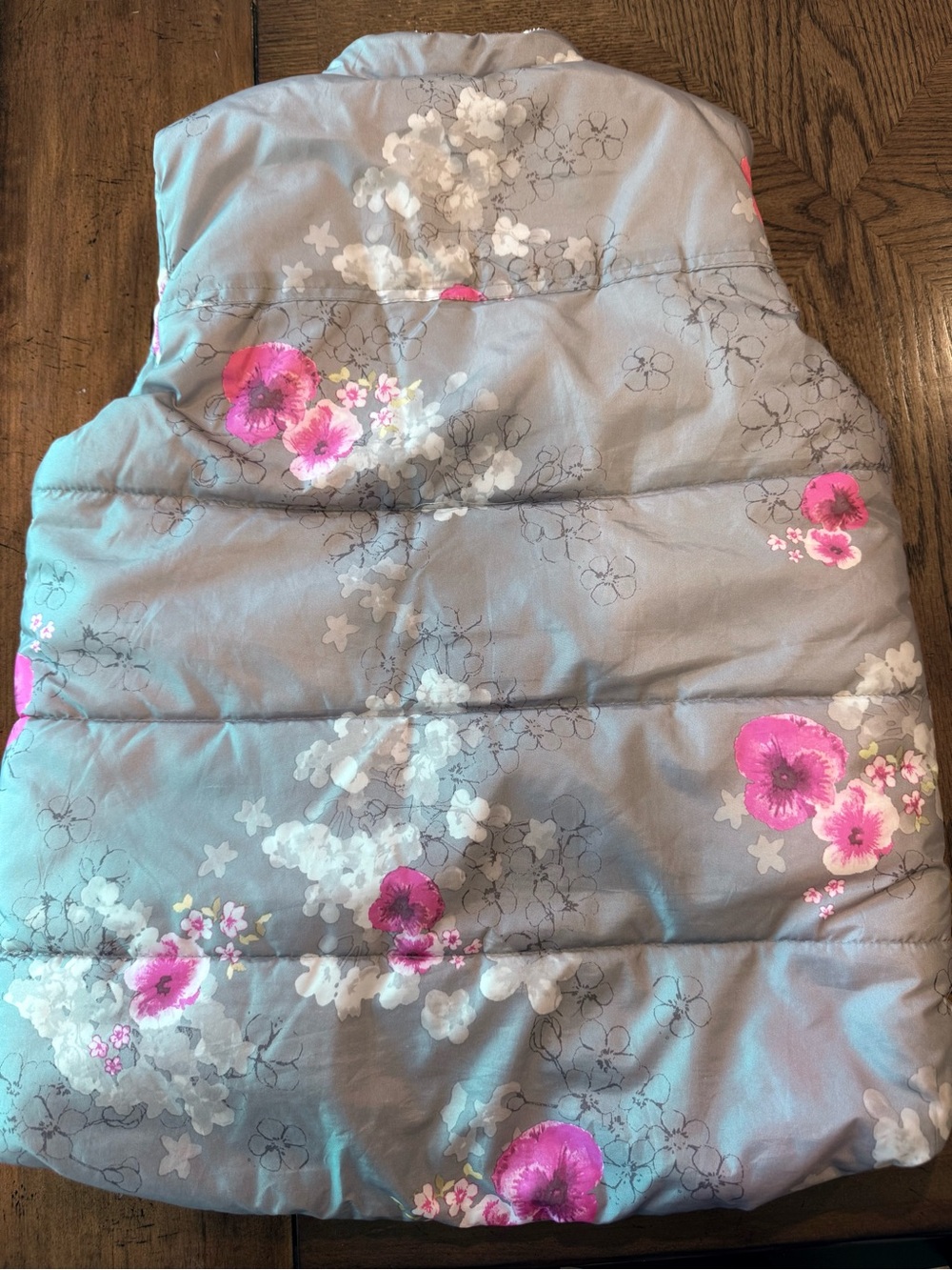 Unique Girls' Gray Floral Puffer Vest with Pink Flowers - Picture 5 of 5